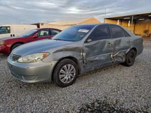 Toyota Camry LE 2.4L 4 2005