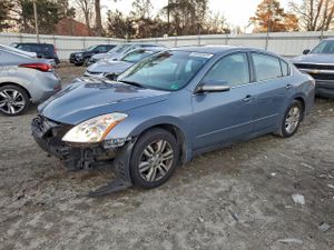 Nissan Altima BASE 2.5L 4 2010
