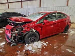 Toyota Prius 1.8L 4 2015