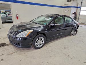 Nissan Altima BASE 2.5L 4 2010