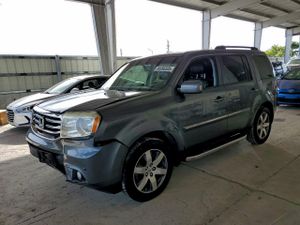 Honda Pilot TOURING 3.5L 6 2013