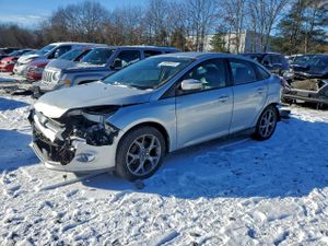 Ford Focus SE 2.0L 4 2013
