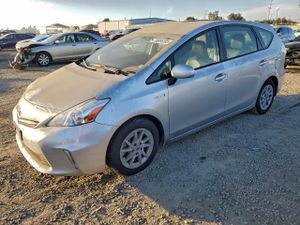 Toyota Prius 1.8L 4 2013