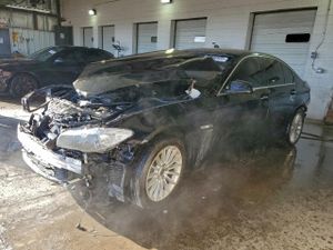 BMW 5 Series XI 3.0L 6 2012