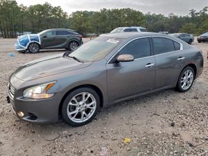 Nissan Maxima S 3.5L 6 2014