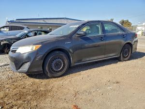 Toyota Camry HYBRID 2.5L 4 2012