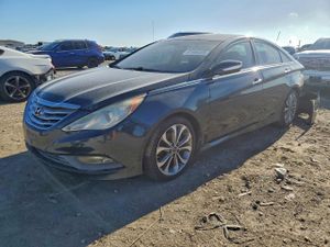 Hyundai Sonata SE 2.4L 4 2014