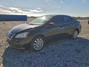 Nissan Sentra S 1.8L 4 2015