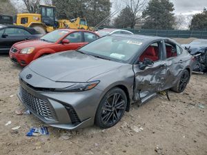 Toyota Camry XSE 2.5L 4 2025