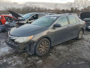 Toyota Camry BASE 2.5L 4 2012