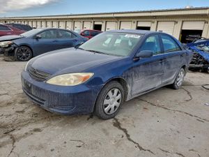 Toyota Camry LE 2.4L 4 2004