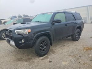 Toyota 4Runner SR5 4.0L 6 2014