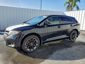 Toyota Venza LE 2.7L 4 2013