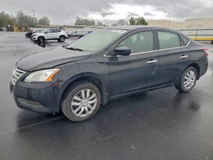 Nissan Sentra S 1.8L 4 2015