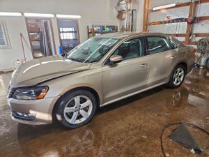 Volkswagen Passat S 1.8L 4 2015