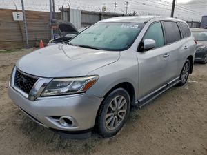 Nissan Pathfinder S 3.5L 6 2013