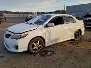 Toyota Corolla BASE 1.8L 4 2012