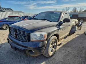 Dodge RAM ST 5.7L 8 2006