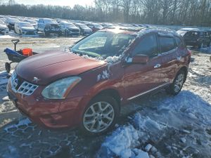 Nissan Rogue S 2.5L 4 2013