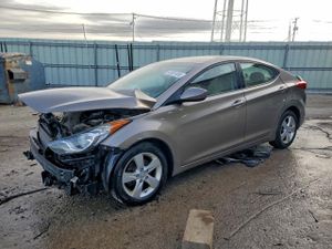 Hyundai Elantra GLS 1.8L 4 2013