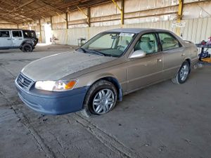 Toyota Camry LE 3.0L 6 2001