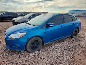Ford Focus SE 2.0L 4 2014