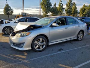 Toyota Camry BASE 2.5L 4 2012