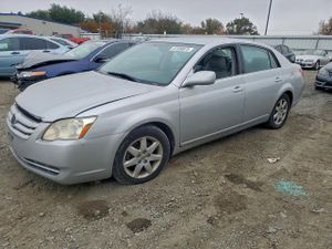 Toyota Avalon XL 3.5L 6 2005