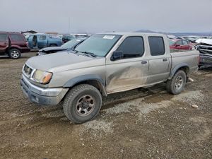 Nissan Frontier CREW CAB XE 3.3L 6 2000