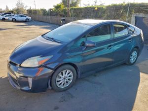Toyota Prius 1.8L 4 2014