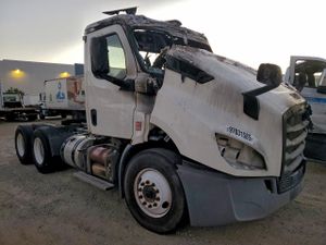 Freightliner Cascadia 12.8L 6 2020