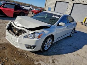 Nissan Altima 2.5 2.5L 4 2015