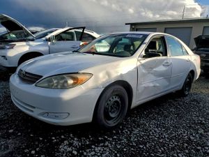 Toyota Camry LE 2.4L 4 2004