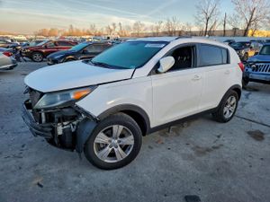 Kia Spectra BASE 2.4L 4 2013