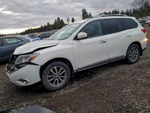 Nissan Pathfinder S 3.5L 6 2013