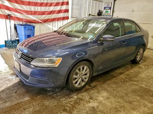 Volkswagen Jetta SE 1.8L 4 2014
