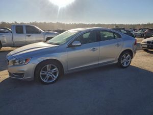 Volvo S60 T5 2.5L 5 2014