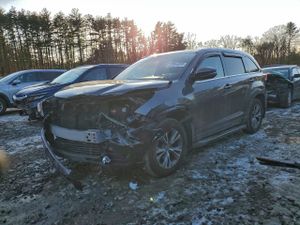 Toyota Highlander XLE 3.5L 6 2014