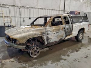 Dodge Dakota 3.9L 6 2000