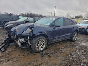 Porsche Macan 2.0L 4 2021