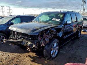 Chevrolet Suburban K1500 LTZ 5.3L 8 2011
