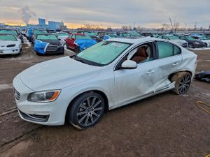 Volvo S60 T5 2.5L 5 2014