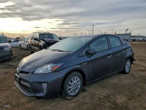 Toyota Prius 1.8L 4 2013