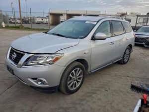 Nissan Pathfinder S 3.5L 6 2013