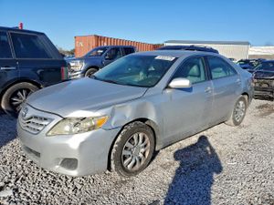 Toyota Camry BASE 2.5L 4 2011