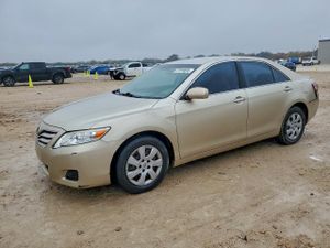 Toyota Camry BASE 2.5L 4 2010