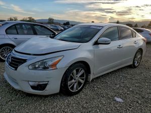 Nissan Altima 2.5 2.5L 4 2015