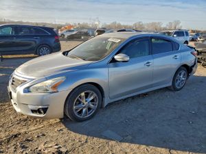 Nissan Altima 2.5 2.5L 4 2015