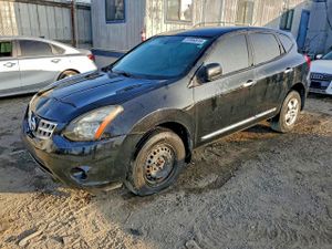 Nissan Rogue S 2.5L 4 2014