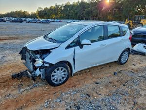 Nissan Versa S 1.6L 4 2014